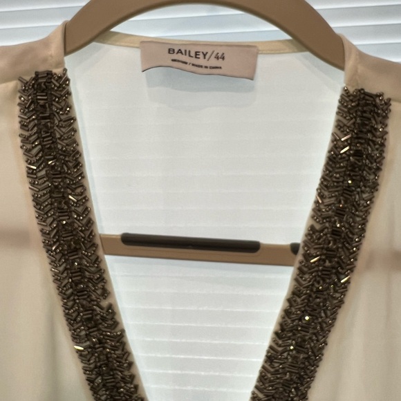 Brand New with tags Bailey 44 blouse - Picture 3 of 3